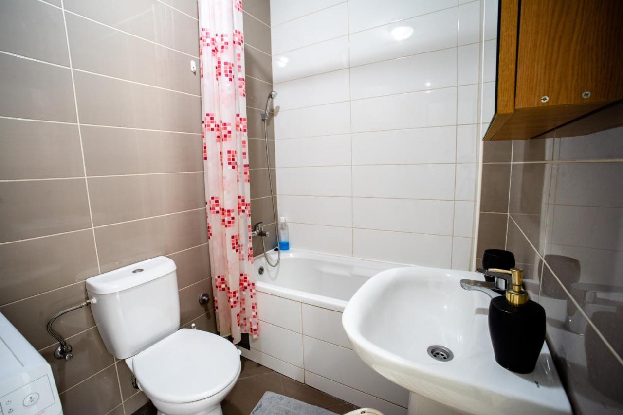 Apartamento Apartman Black Star Novi Sad Exterior foto